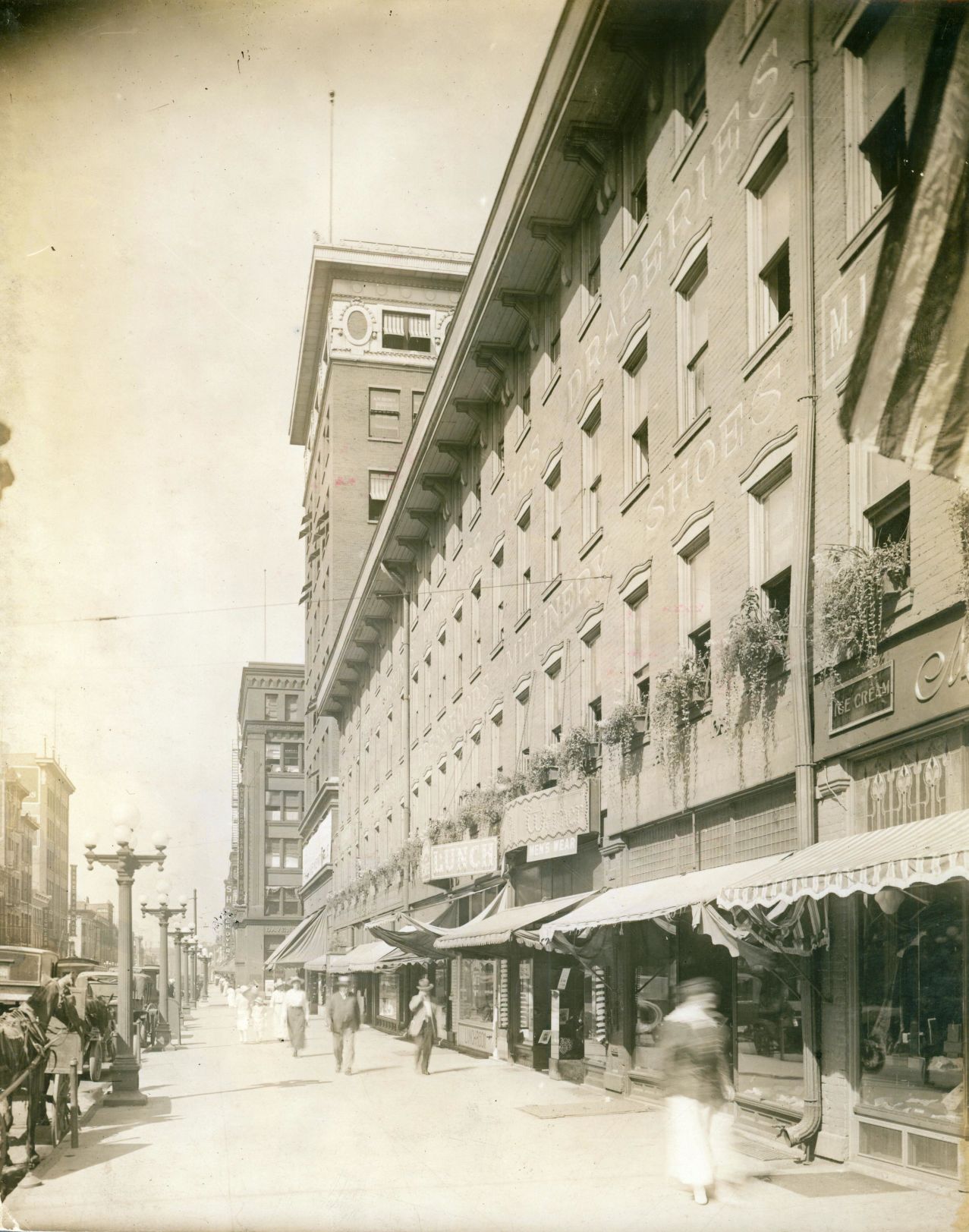 Undated -- Davenport Savings Bank